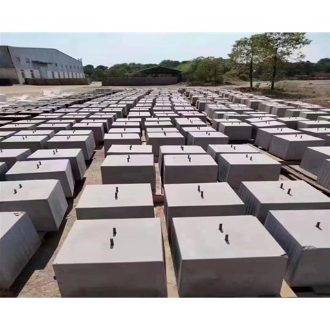 云南光伏墩回收利用：如何處理廢舊光伏面板以降低環境影響？